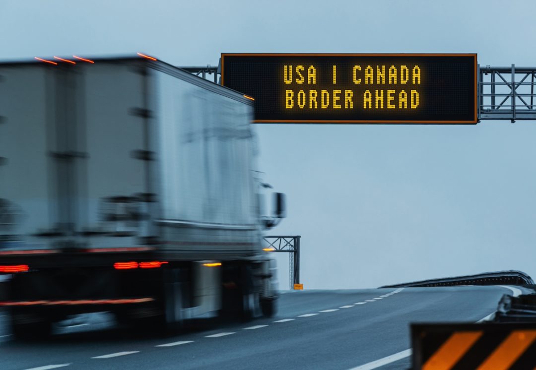 usa-canada-border-highway